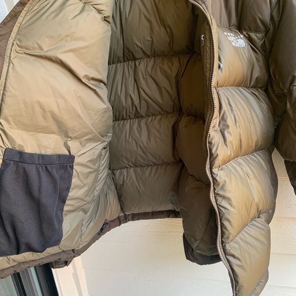 Men’s Mountain Hardware down & feather jacket - Picture 7 of 8